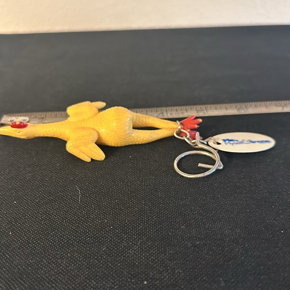 Me Myself & Irene Movie Promo Chicken  Keychain - Picture 4 of 4